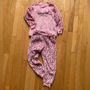 Cute warm Winter Pajama Size 5-6yrs